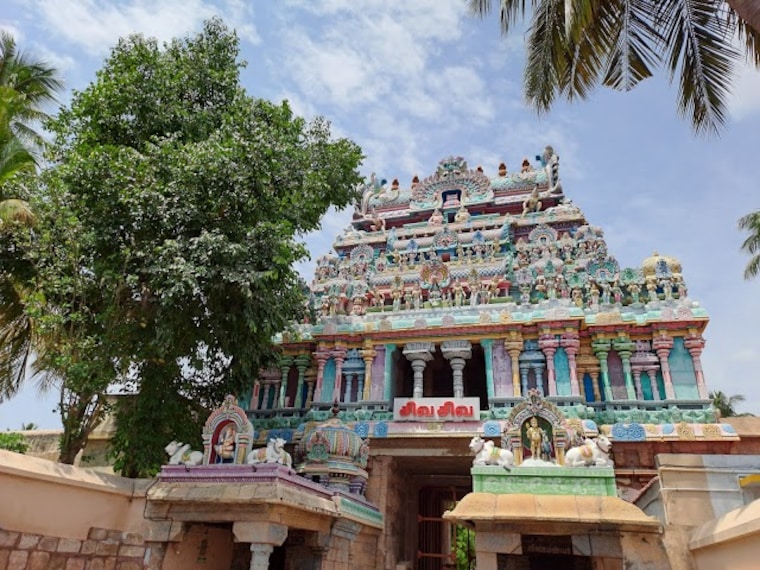 Thiruvanaikoil Temple_2